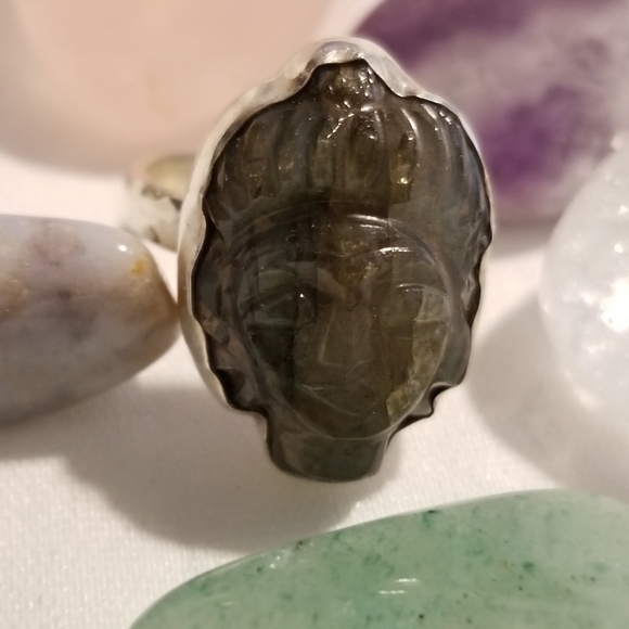 *Vintage Labradorite Buddha Silver Ring - Picture 2 of 6